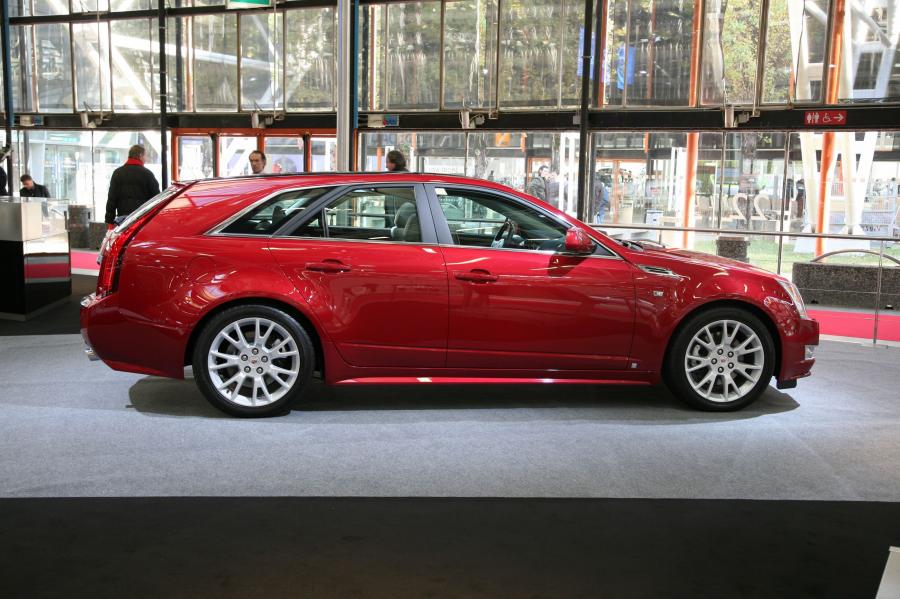  Cadillac CTS Sport Wagon 2008 года  (фото 67 из 68)